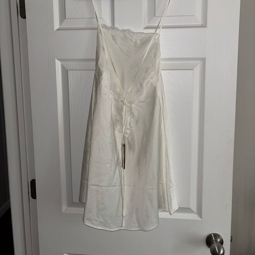 Brand new with tags skims bridal slip dress 🤍 - Picture 6 of 8